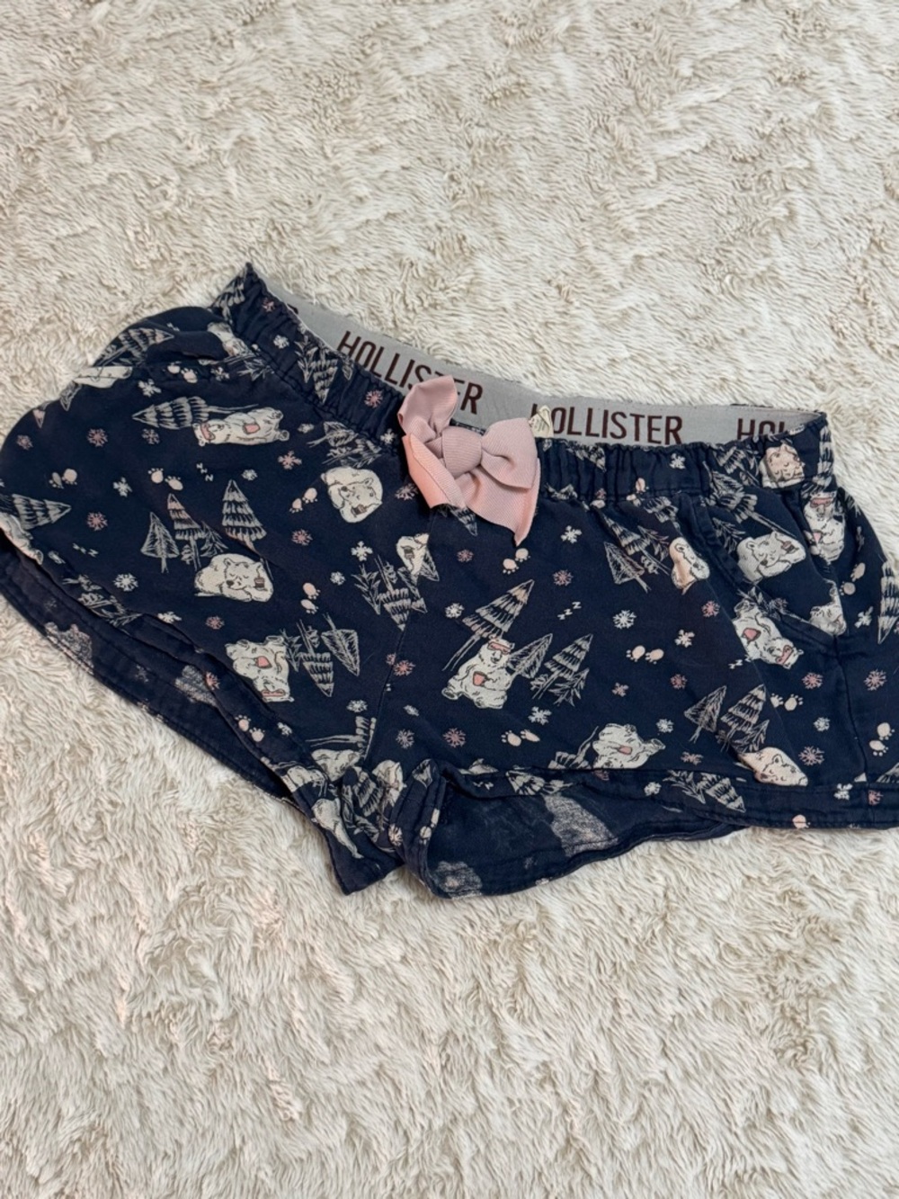 Vintage 2000s Hollister Co. pajama shorts with polar bears